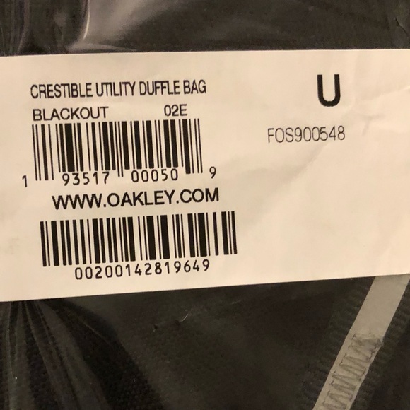 New OAKLEY 50L Cordura Crestible Blackout Duffle Bag Backpack - Picture 4 of 7